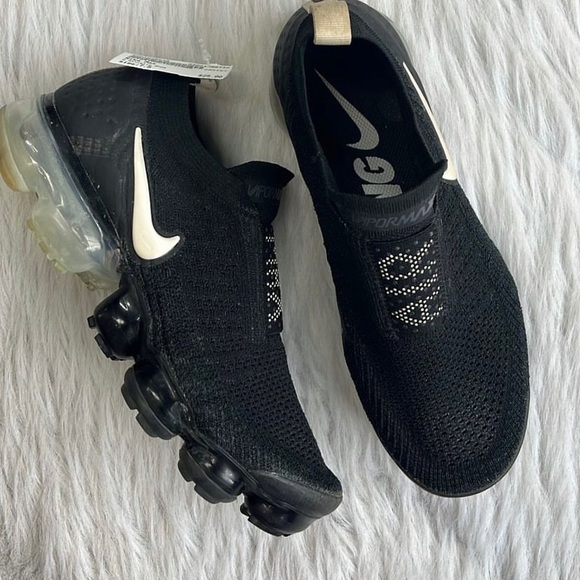 (SOLD) 2018 Air VaporMax Moc 2 'Thunder Grey' - Picture 2 of 2